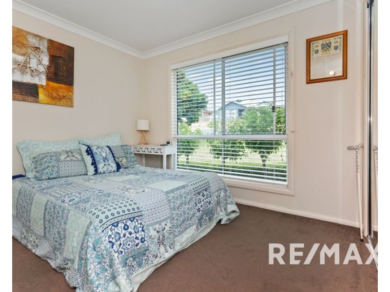 37 John Potts Drive, Junee NSW 2663