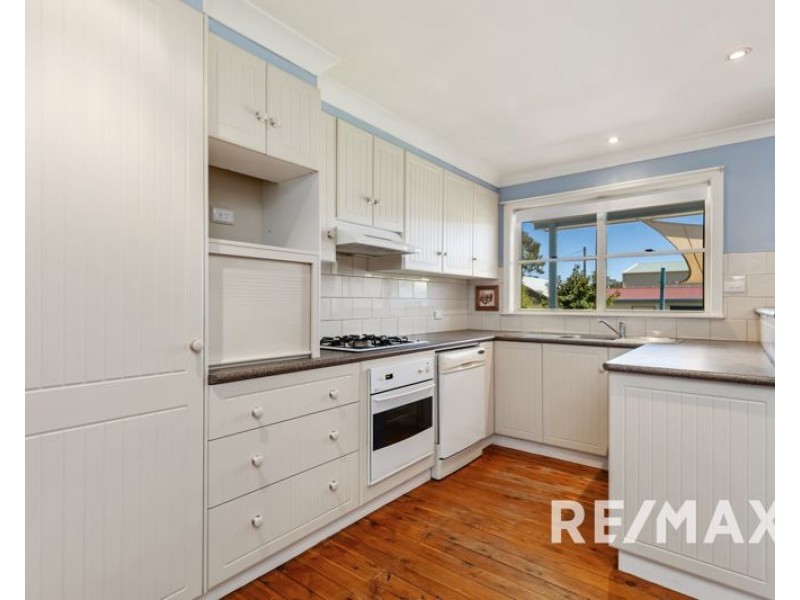 29 Seignior Street, Junee NSW 2663