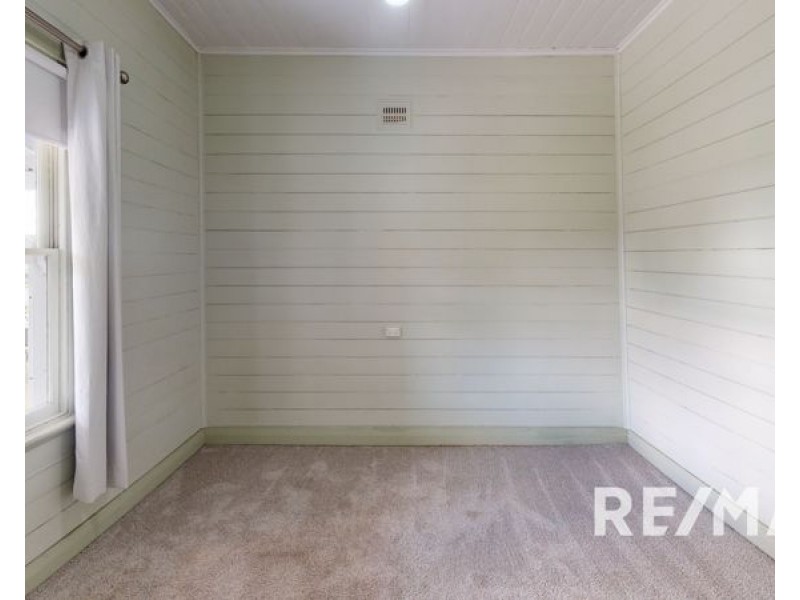 10 Kemp Street, Junee NSW 2663