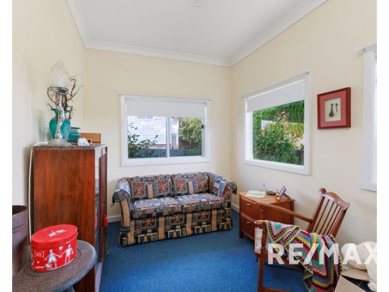 11 Commins Street, Junee NSW 2663