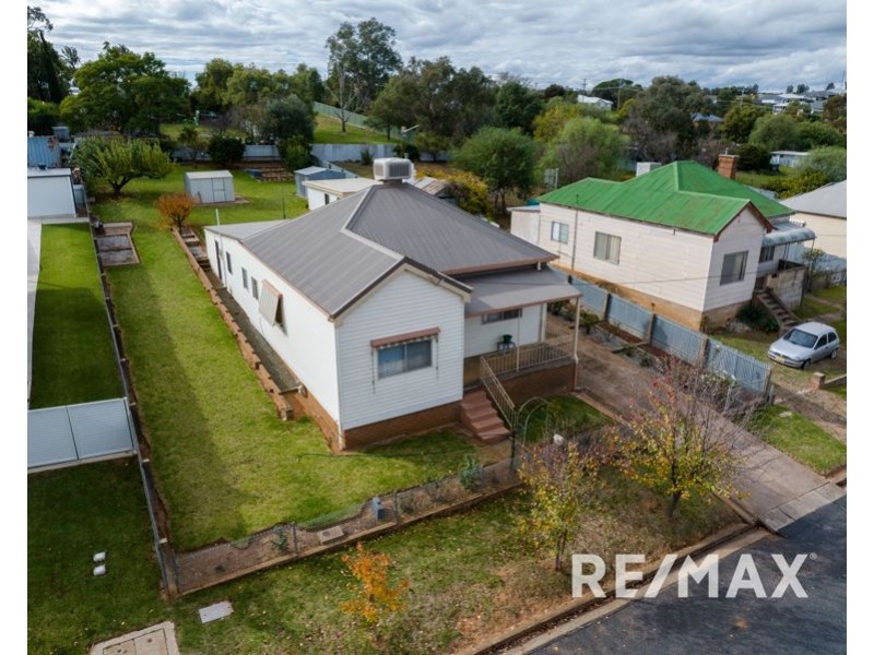 17 Prince Street, Junee NSW 2663