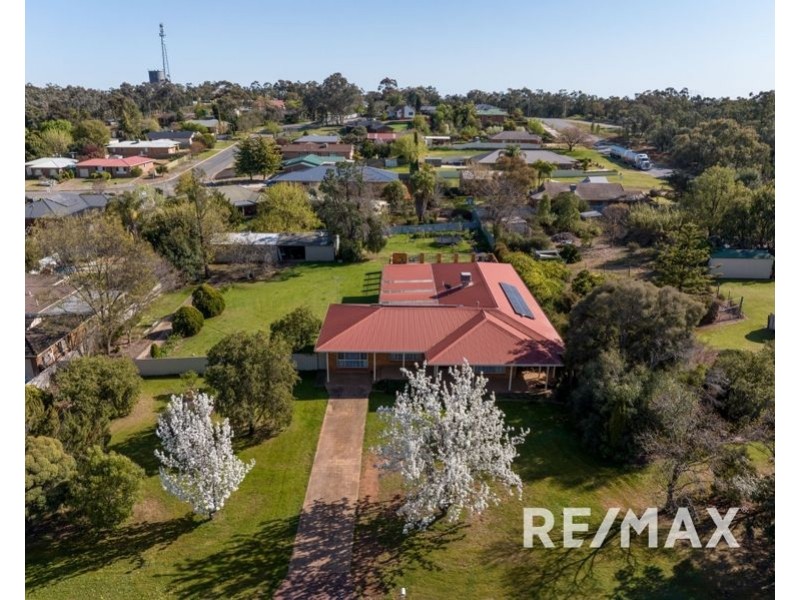 44-46 Dunrobin Street, Coolamon NSW 2701
