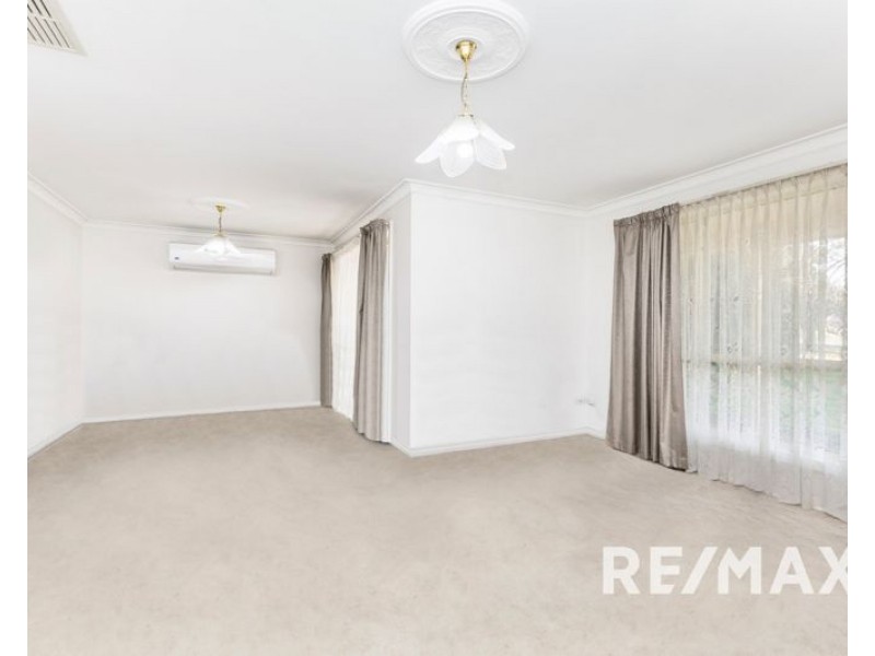 44-46 Dunrobin Street, Coolamon NSW 2701