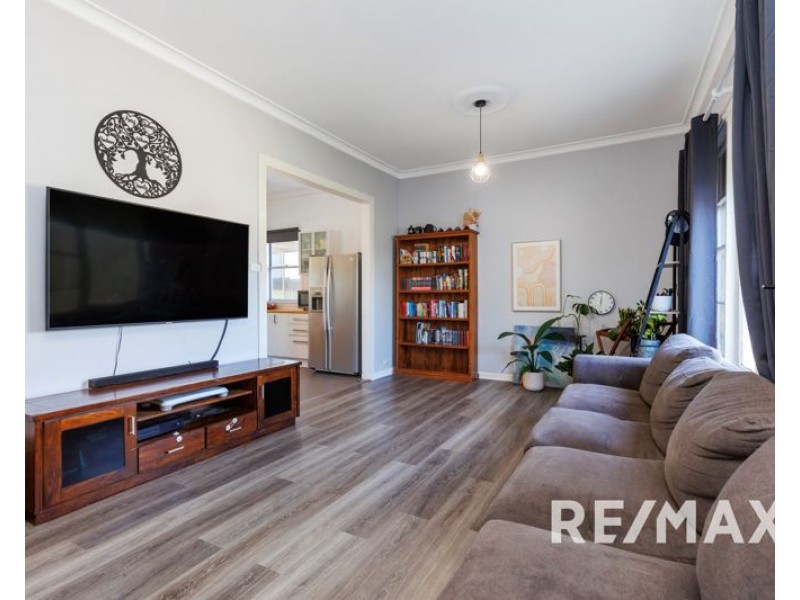 12 Cedric Street, Junee NSW 2663