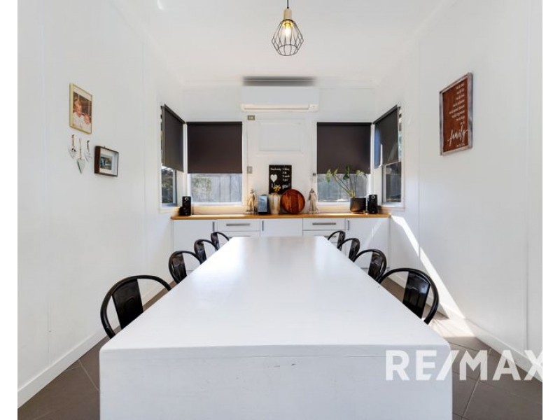 12 Cedric Street, Junee NSW 2663