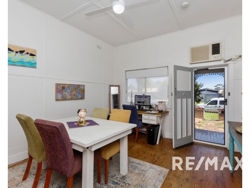 35 Gloucester Street, Junee NSW 2663
