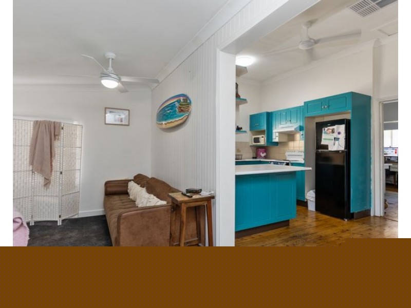 35 Gloucester Street, Junee NSW 2663