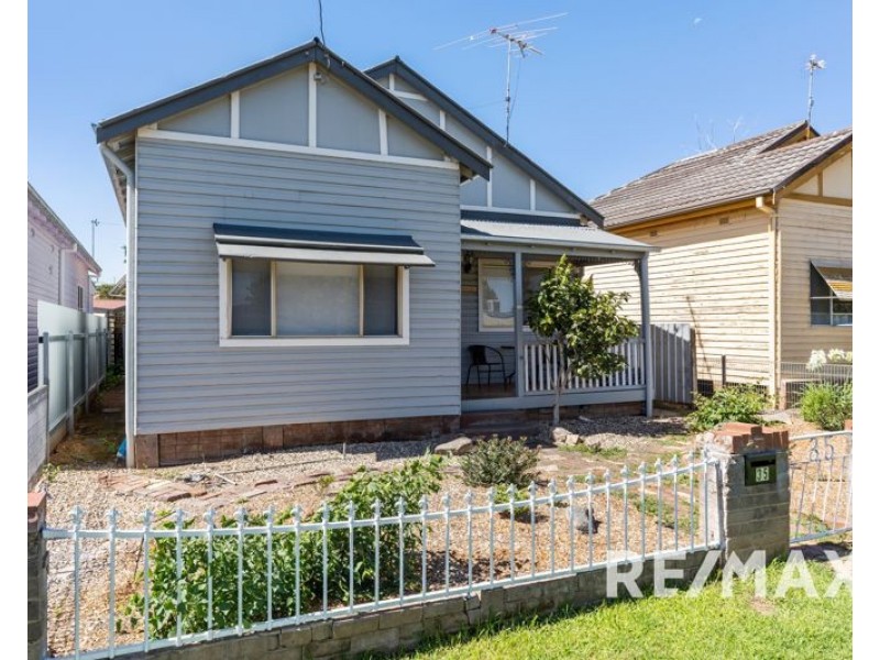 35 Gloucester Street, Junee NSW 2663