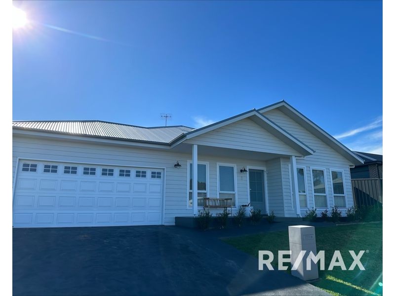 9 Cuttle Court, Junee NSW 2663