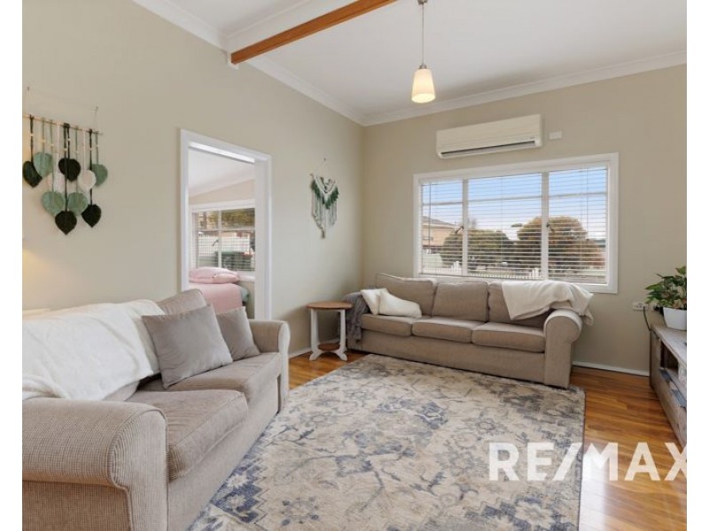 32 Crown Street, Junee NSW 2663