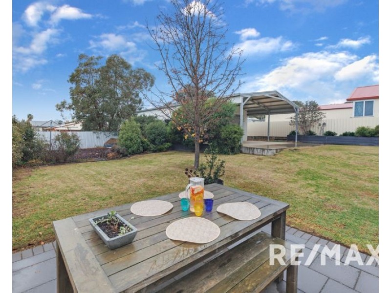 32 Crown Street, Junee NSW 2663