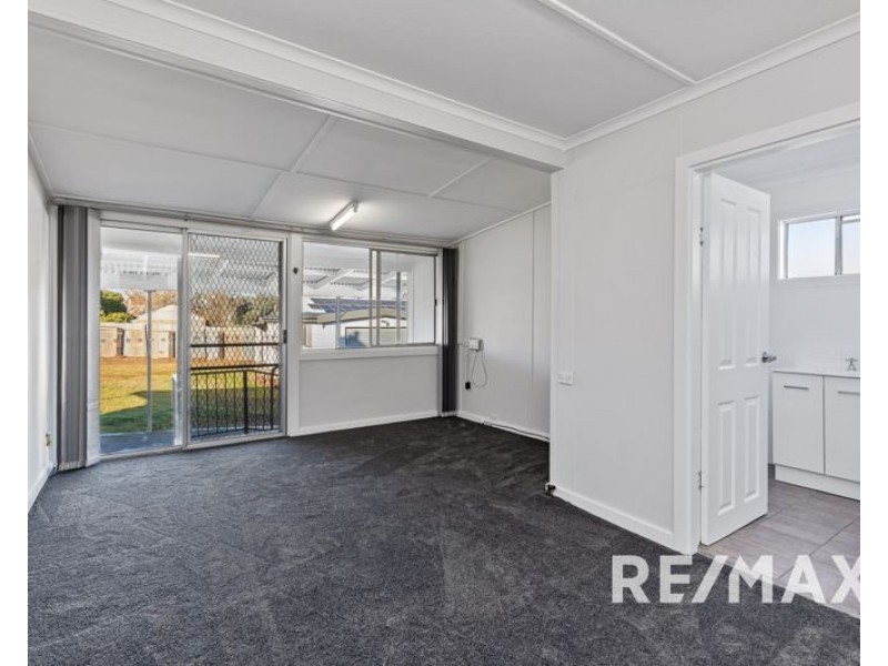 23 Crown Street, Junee NSW 2663