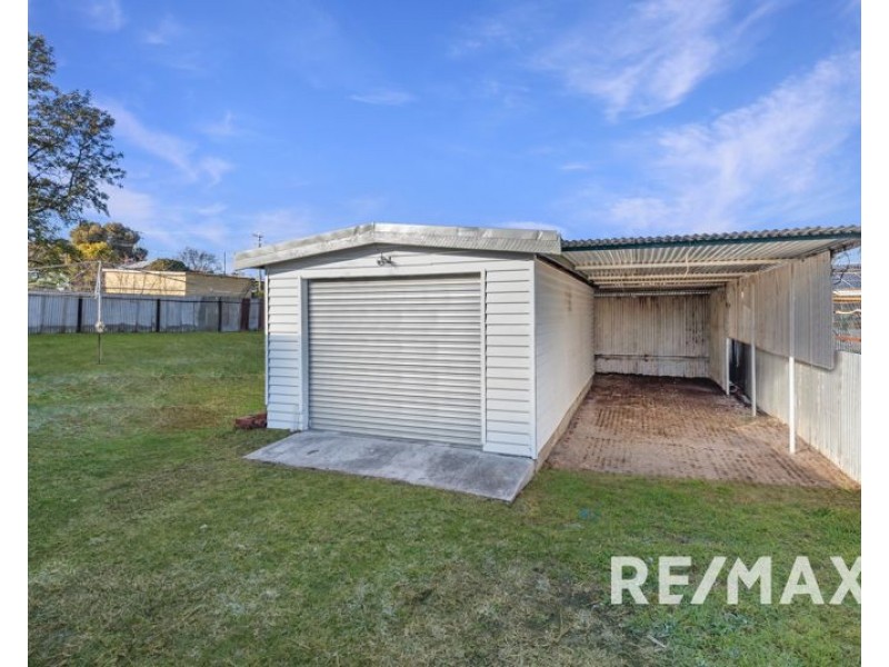 23 Crown Street, Junee NSW 2663