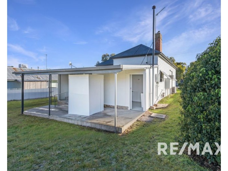 23 Crown Street, Junee NSW 2663