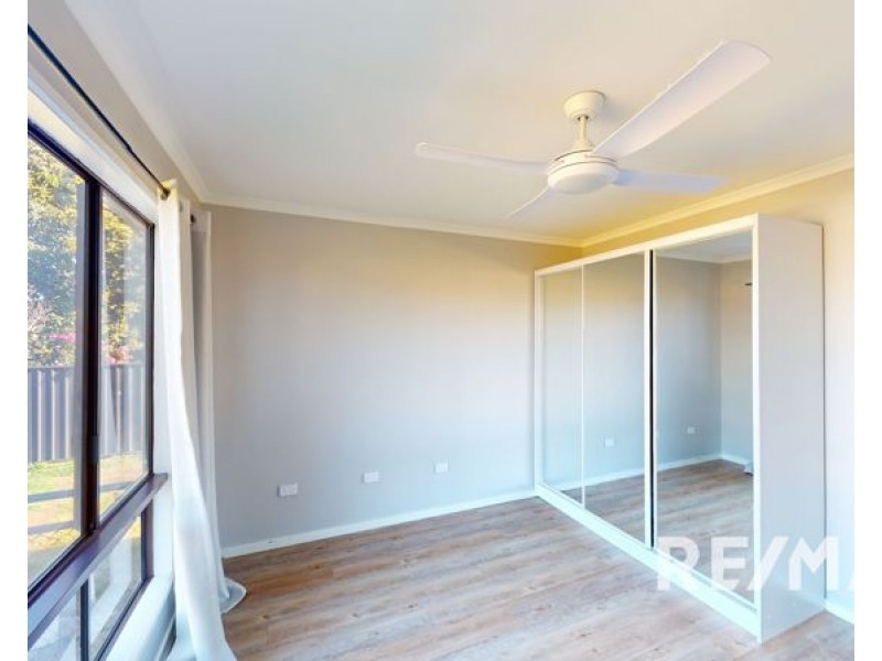 16 Cedric Street, Junee NSW 2663