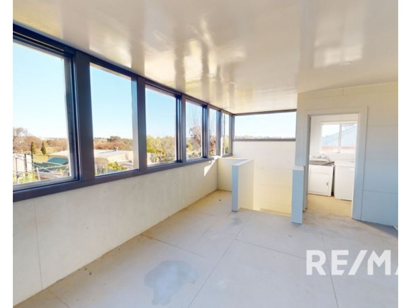 2/29 Fitzroy Street, Junee NSW 2663