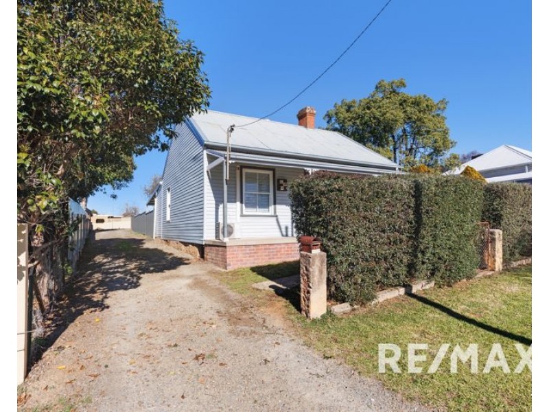 34 Kemp Sreet, Junee NSW 2663
