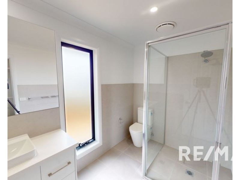 1/84 John Potts Drive, Junee NSW 2663