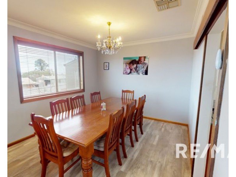 23 Lydia Street, Junee NSW 2663