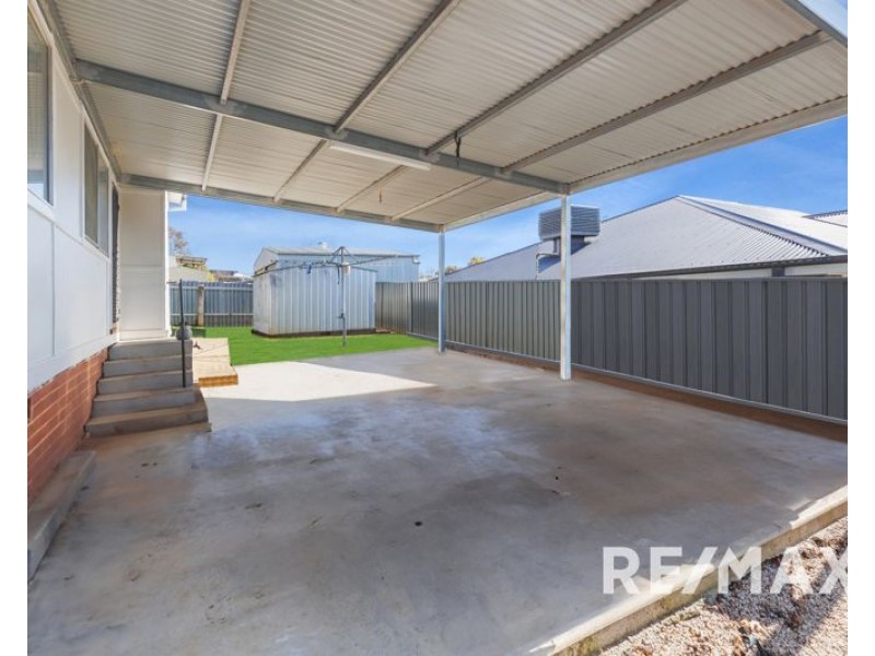15A Anzac Avenue, Junee NSW 2663