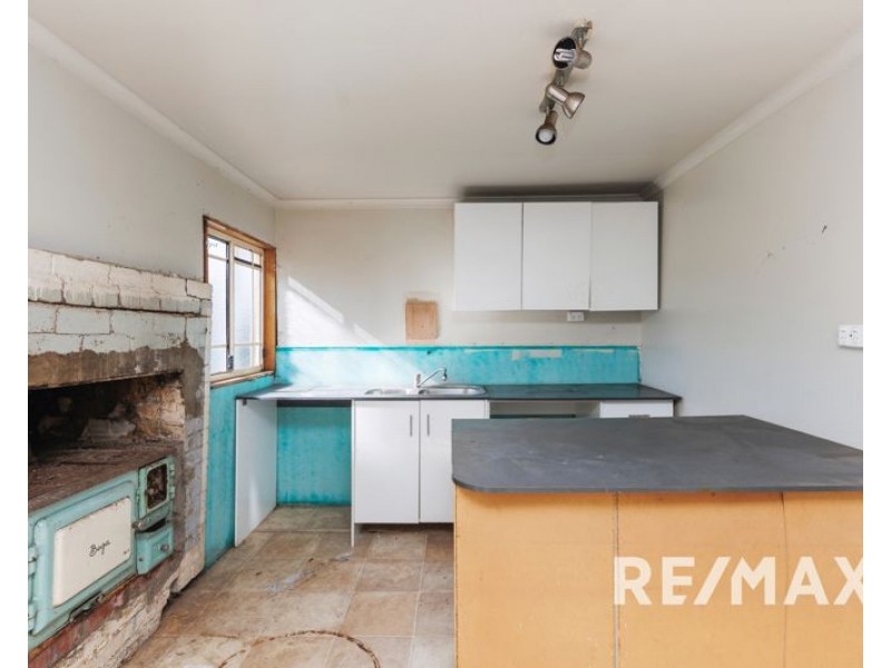 29 Regent Street, Junee NSW 2663