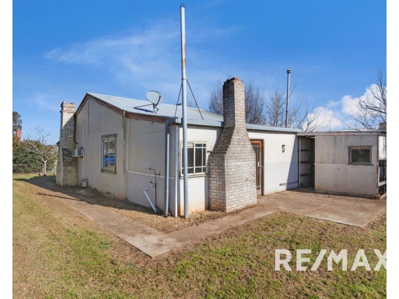 29 Regent Street, Junee NSW 2663