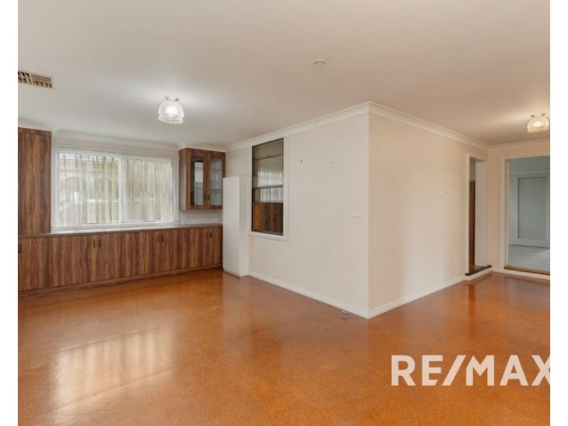 36 Pitt Street, Junee NSW 2663