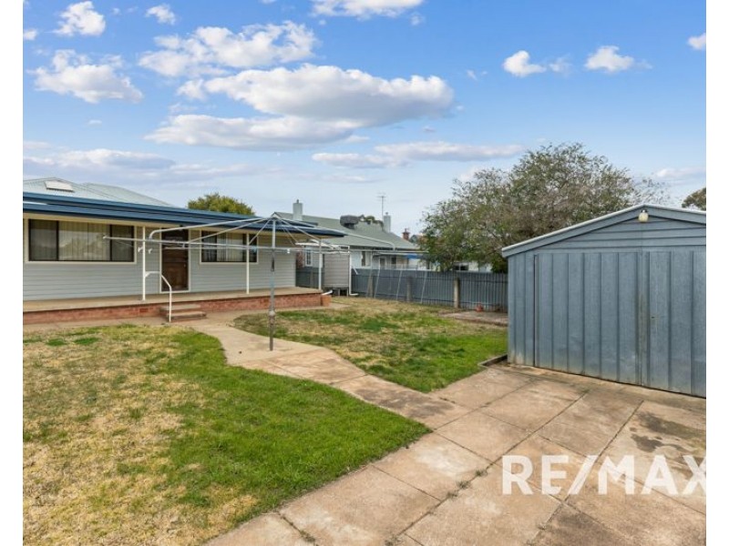 36 Pitt Street, Junee NSW 2663