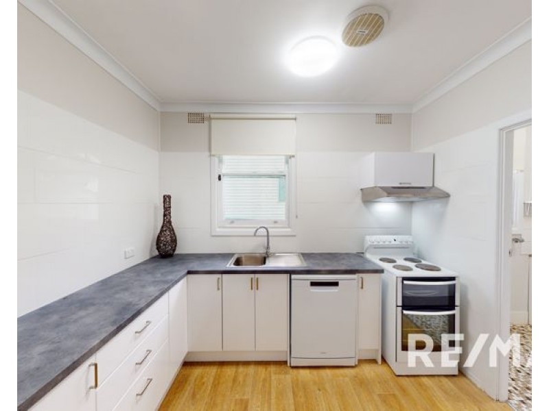 7 Lillian Street, Junee NSW 2663