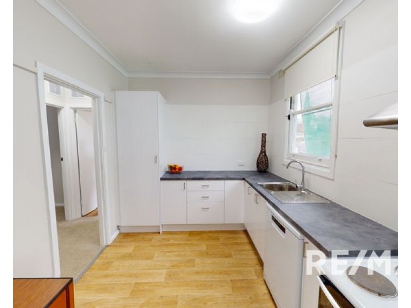 7 Lillian Street, Junee NSW 2663