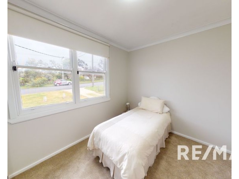 7 Lillian Street, Junee NSW 2663