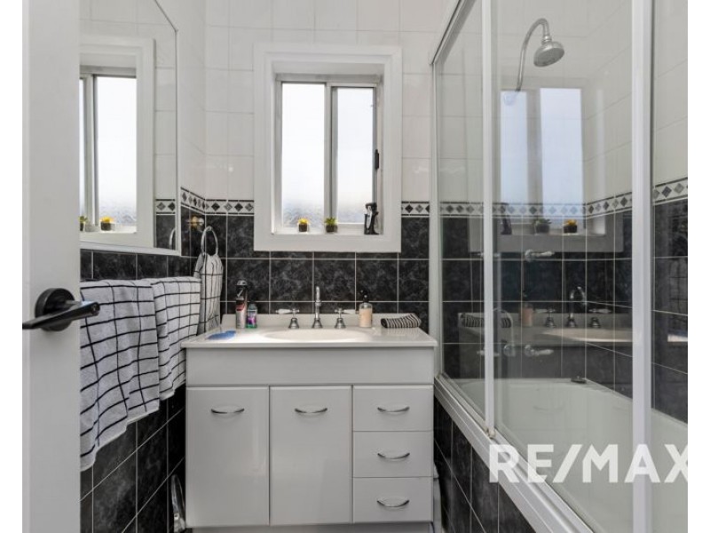 59 Seignior Street, Junee NSW 2663