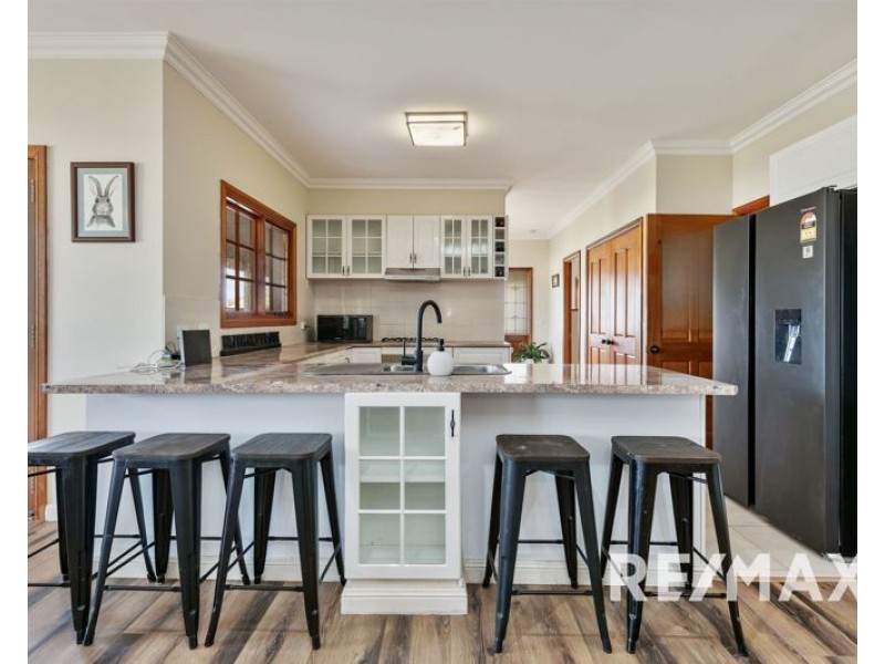 17 Fitzroy Street, Junee NSW 2663