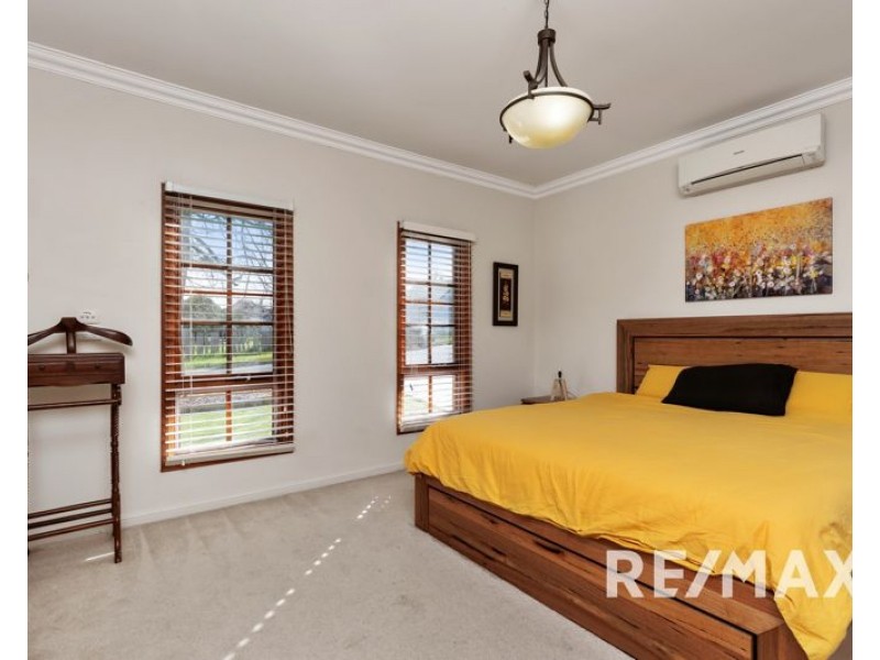 17 Fitzroy Street, Junee NSW 2663