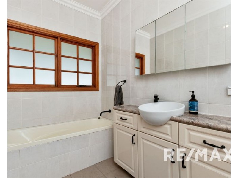 17 Fitzroy Street, Junee NSW 2663
