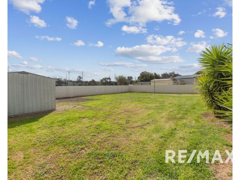 10 Hunter Street, Junee NSW 2663