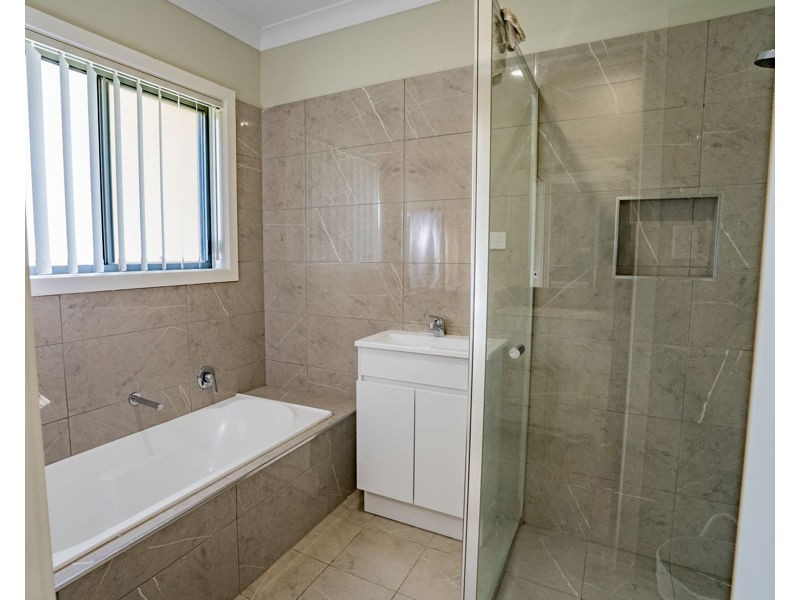 82 Pikedale Road, Junee NSW 2663