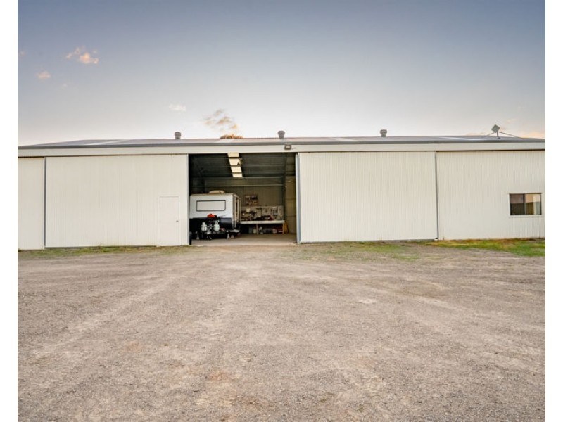 82 Pikedale Road, Junee NSW 2663
