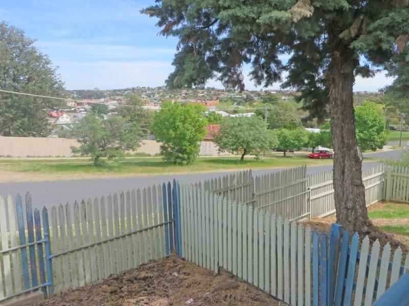 43 Commins St, Junee NSW 2663