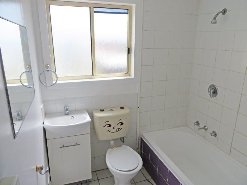 43 Commins St, Junee NSW 2663