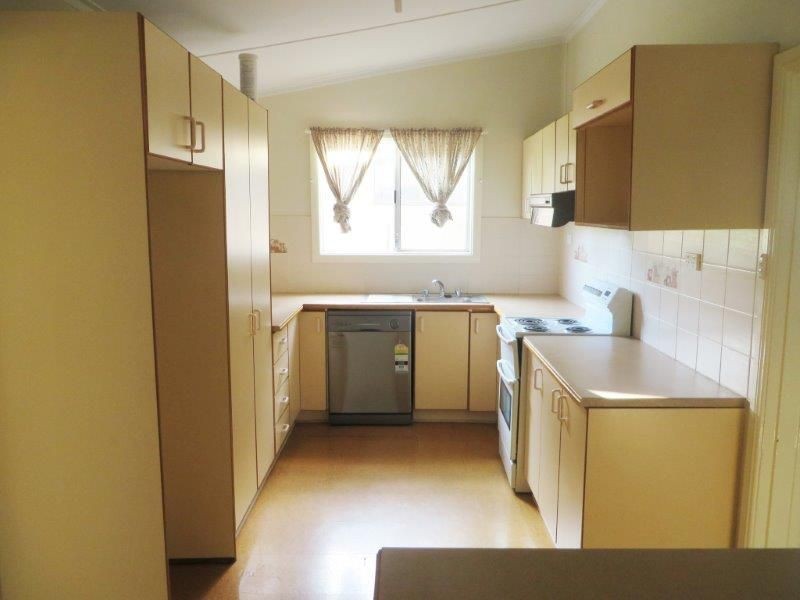 14 George St, Junee NSW 2663