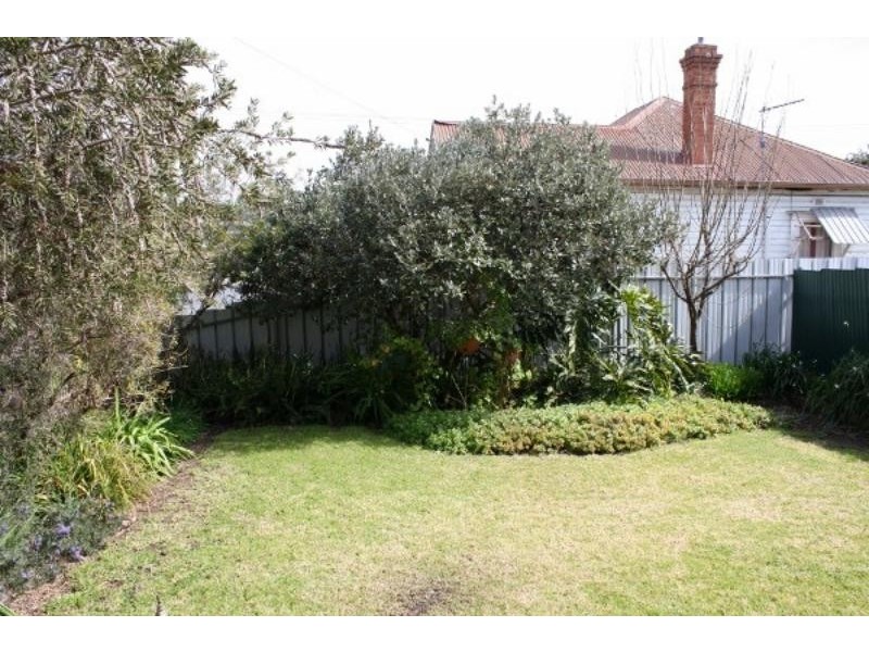 14 George St, Junee NSW 2663
