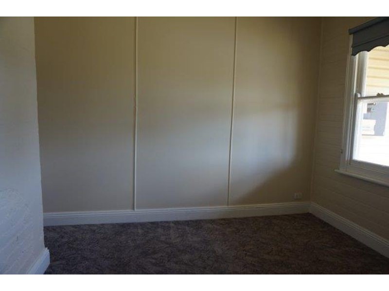 13 Prince  St, Junee NSW 2663