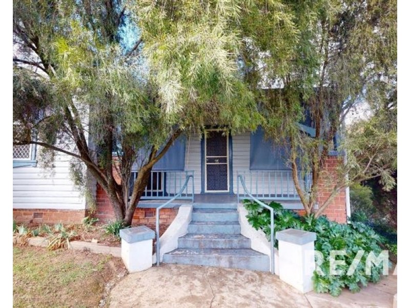 40 Bolton St, Junee NSW 2663