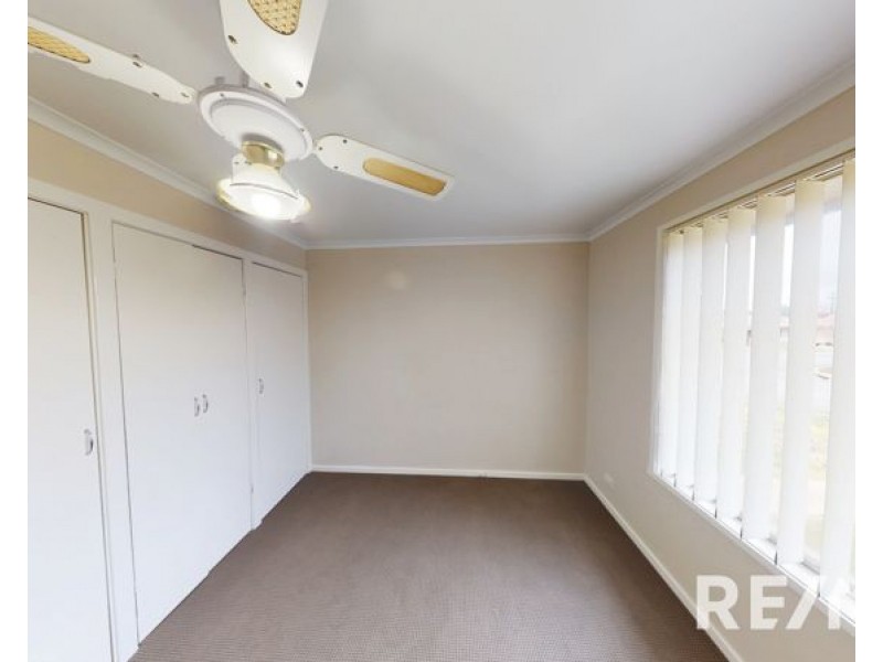 11 Arnold Street, Junee NSW 2663