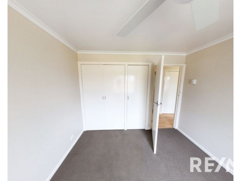 11 Arnold Street, Junee NSW 2663