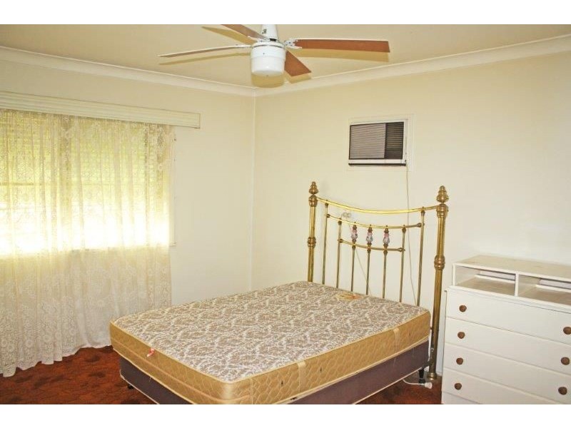 10 King St, Junee NSW 2663