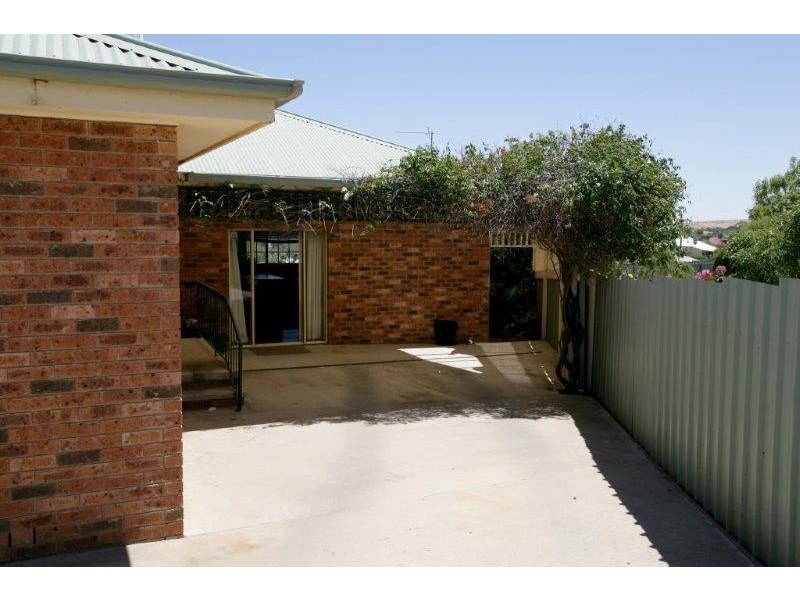 5 Cassia Way, Junee NSW 2663