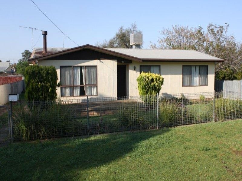20 Marquis, Junee NSW 2663
