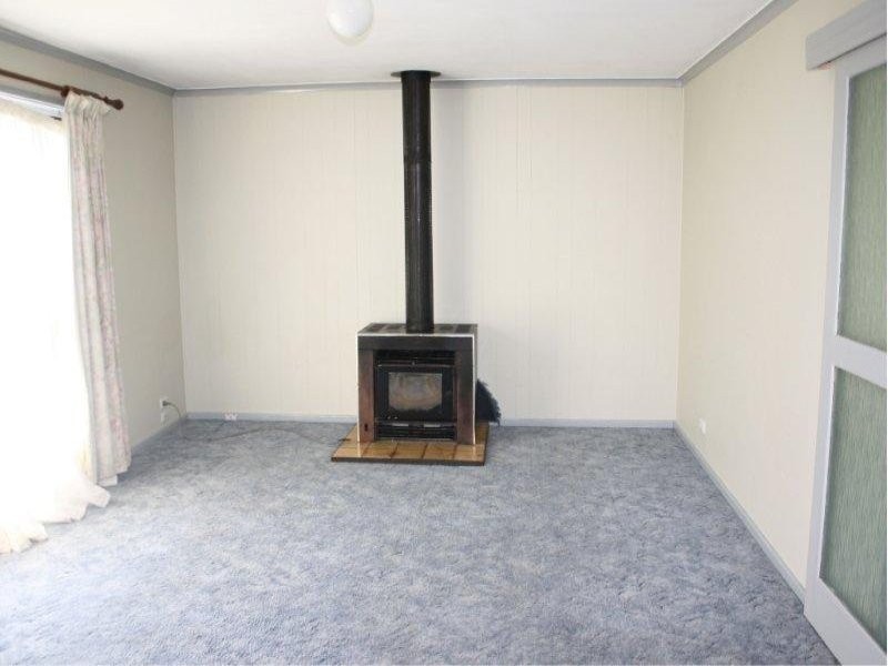 20 Marquis, Junee NSW 2663